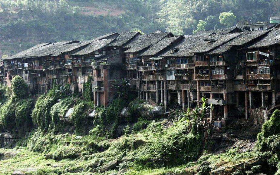 26岁爆红，天生丰满迷人，范冰冰曾给她作配，至今有孩子了吗？